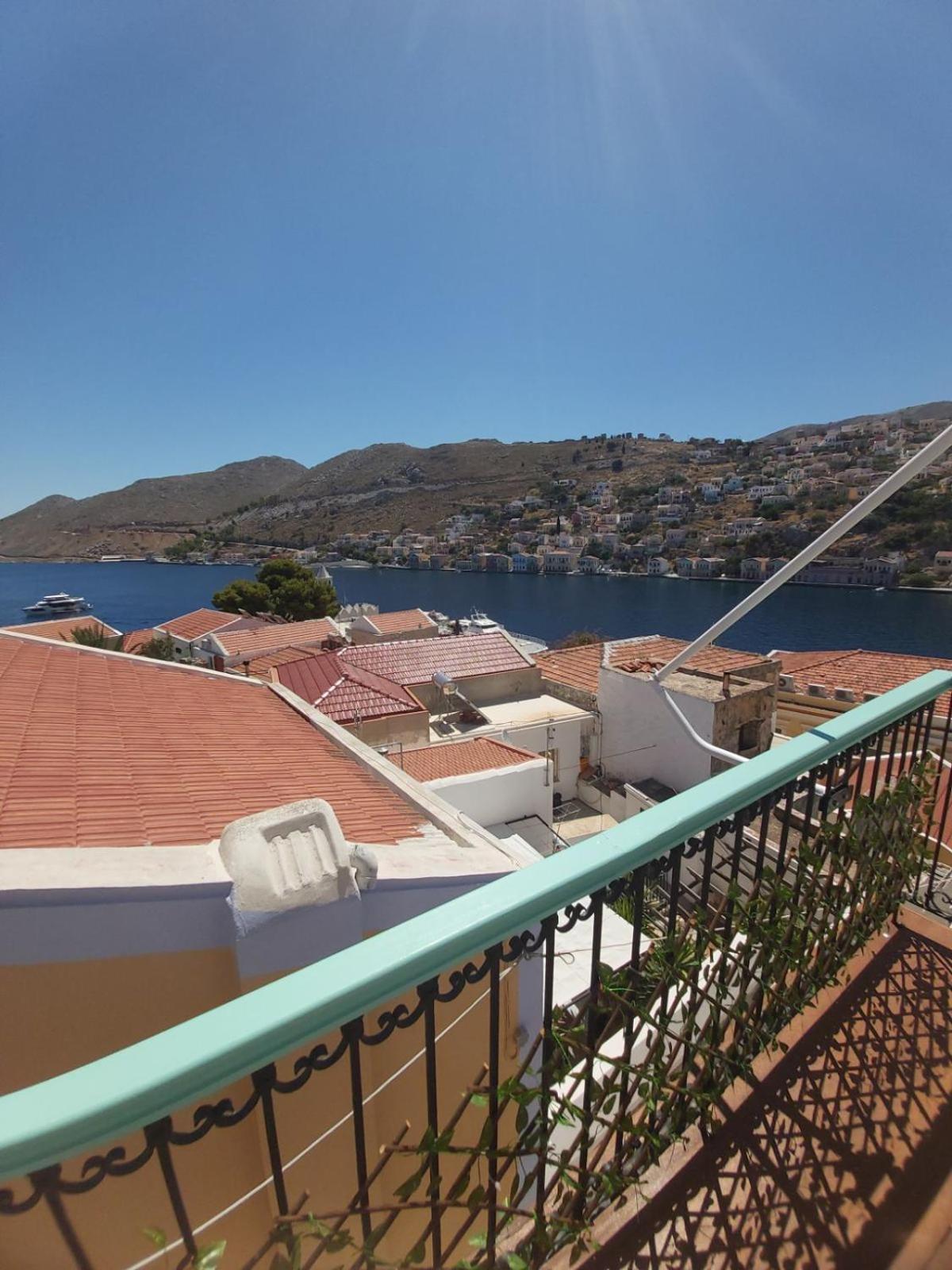 89 Steps Symi Apartment Room photo